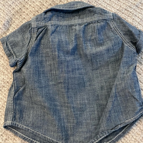 Baby Gap Button Up Short Sleeve Chambray Shirt - Picture 4 of 7